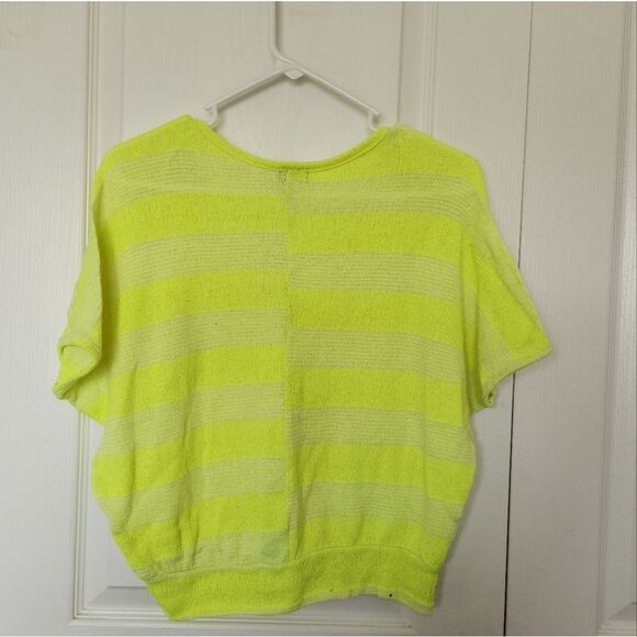 Deb Size XS Top - Picture 2 of 3